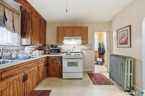 86 Litchfield Street Hartford CT 06112