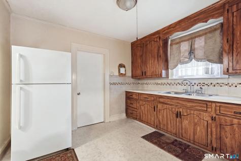 86 Litchfield Street Hartford CT 06112