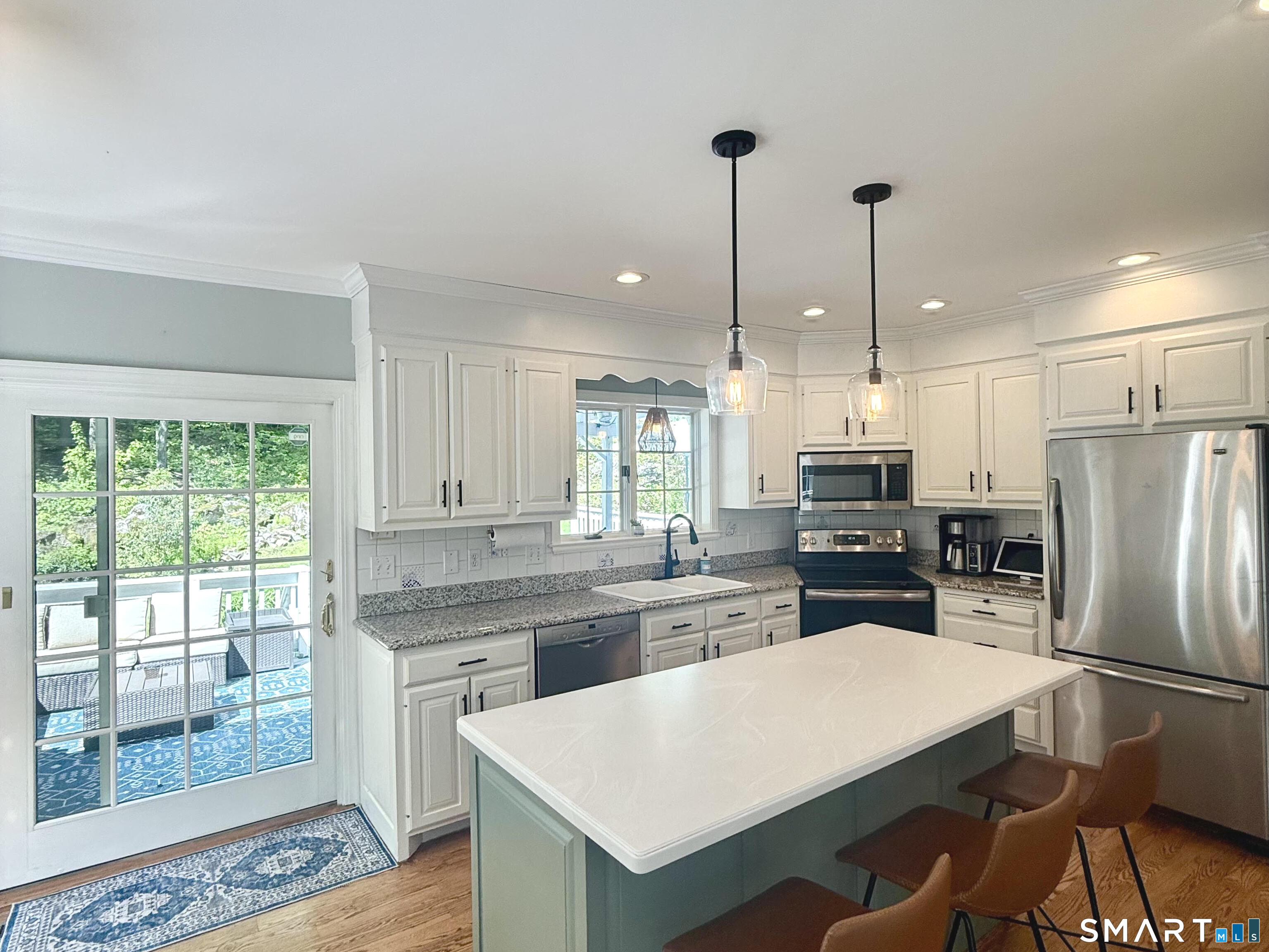 117 North Saddle Ridge Simsbury CT 06092