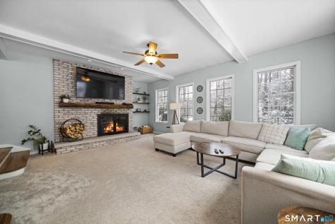 117 North Saddle Ridge Simsbury CT 06092