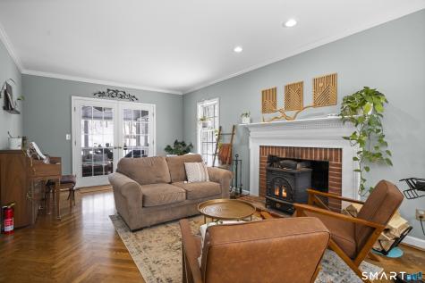 117 North Saddle Ridge Simsbury CT 06092