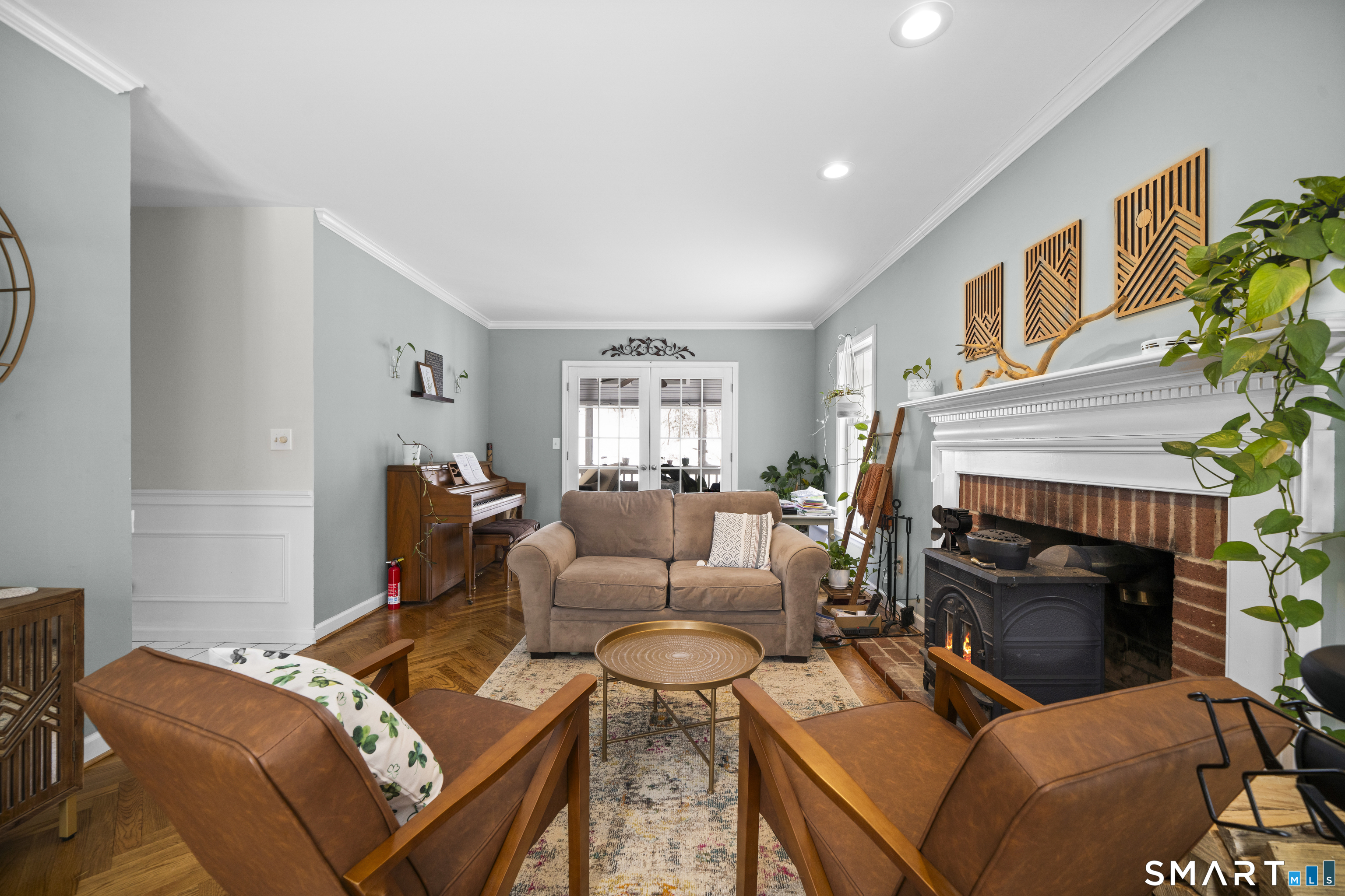 117 North Saddle Ridge Simsbury CT 06092