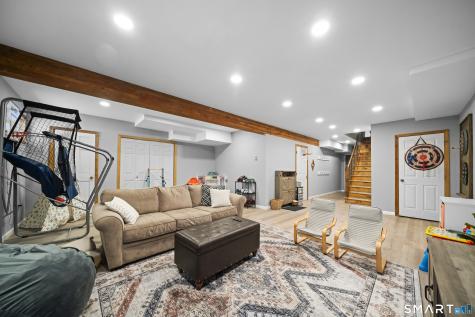 117 North Saddle Ridge Simsbury CT 06092