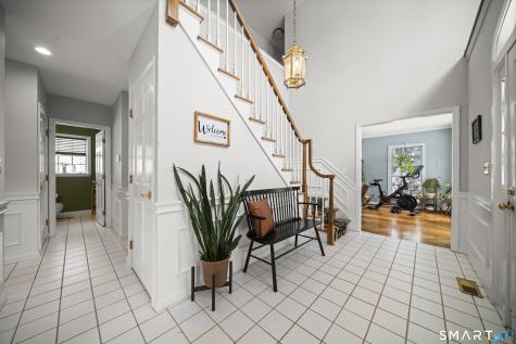 117 North Saddle Ridge Simsbury CT 06092