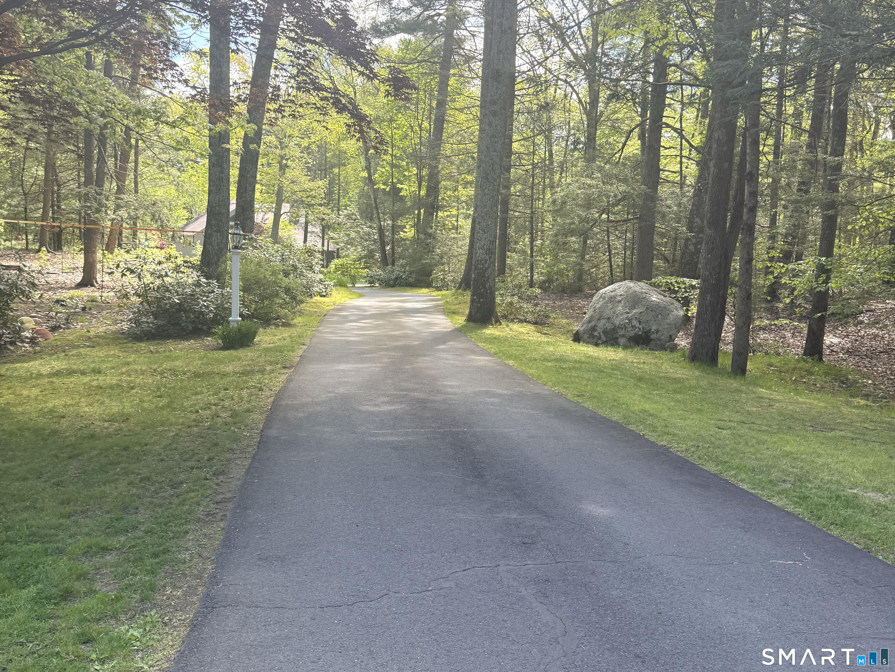 117 North Saddle Ridge Simsbury CT 06092