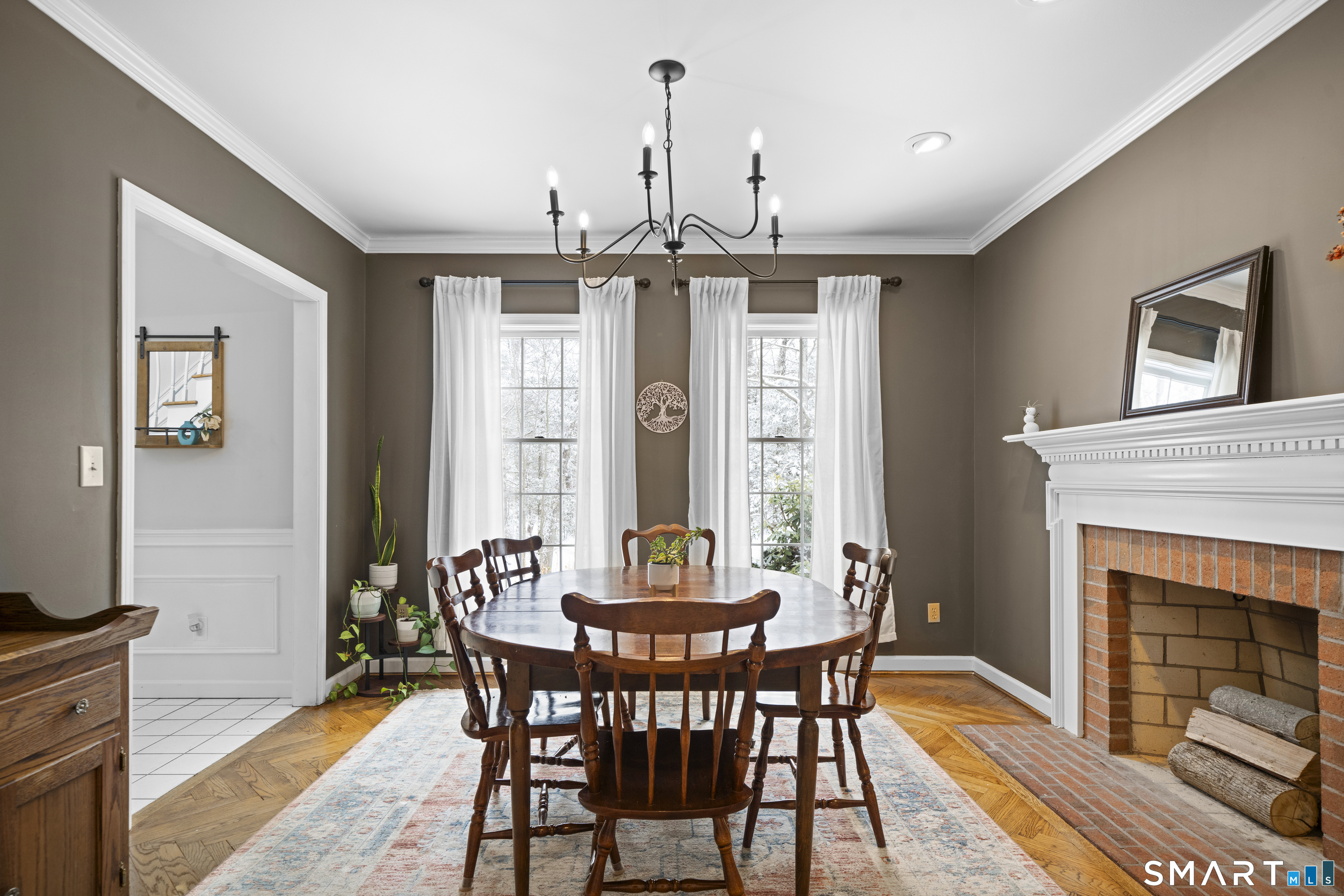 117 North Saddle Ridge Simsbury CT 06092