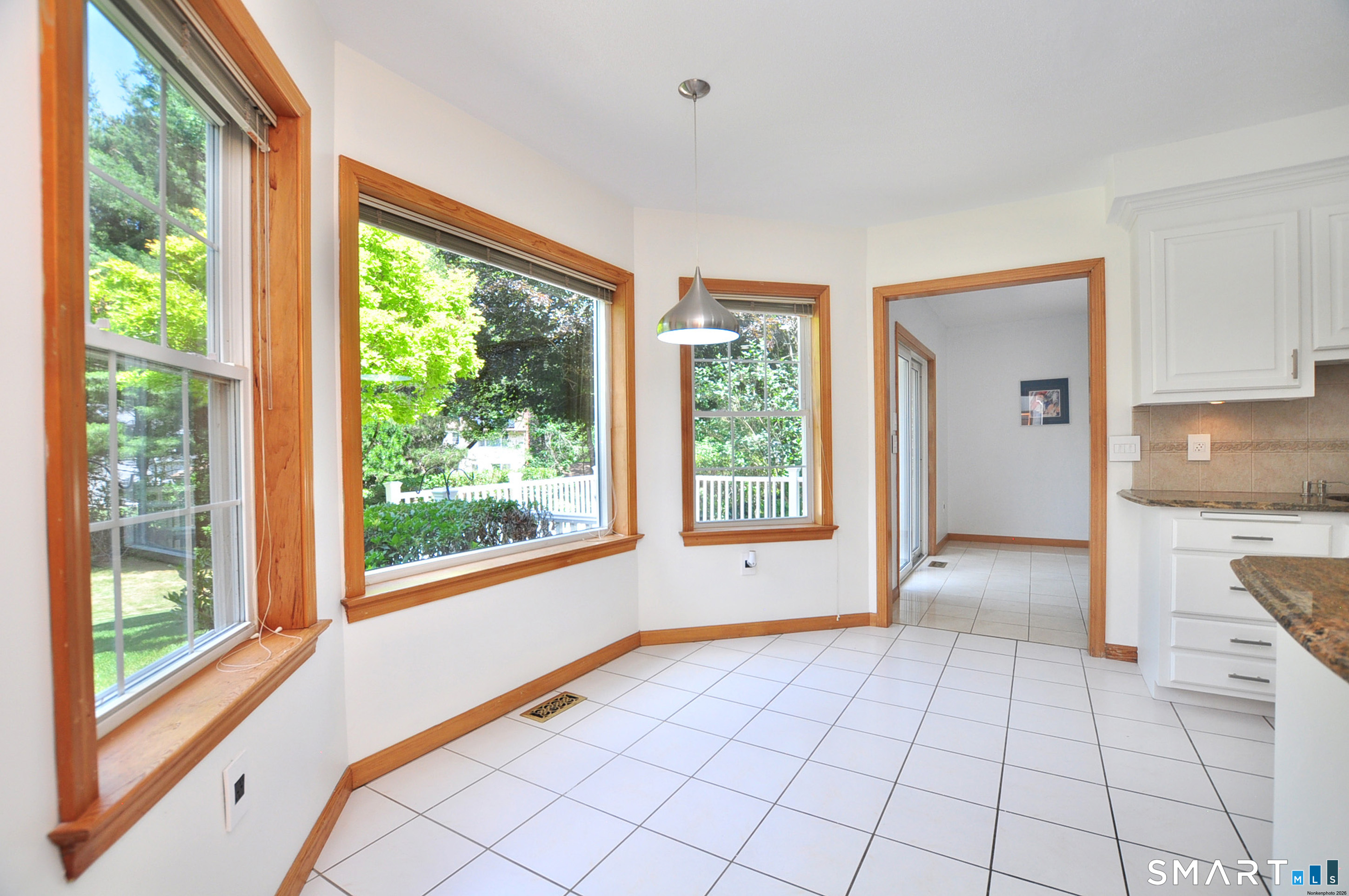 24 Wintonbury Drive Farmington CT 06032