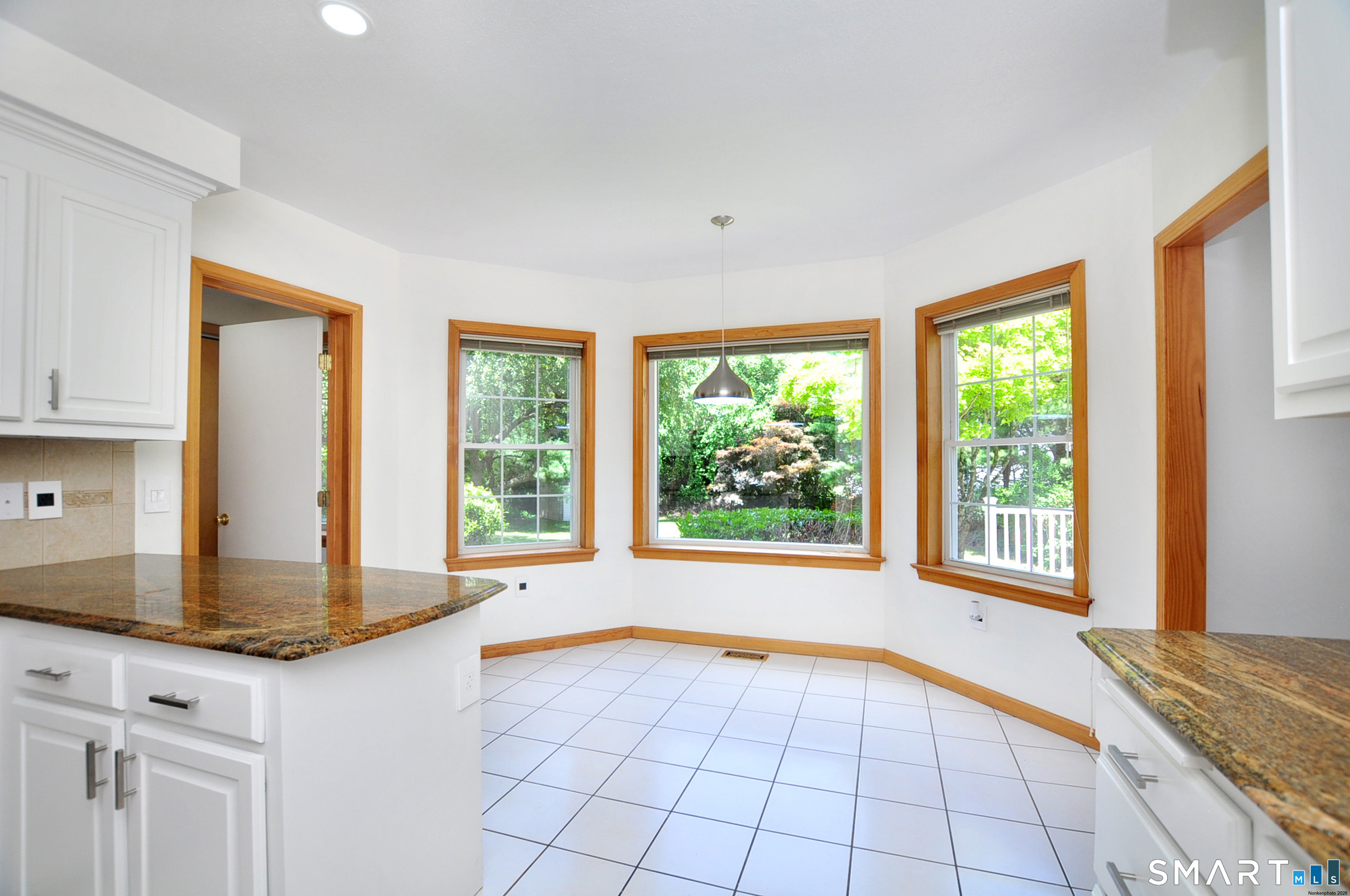 24 Wintonbury Drive Farmington CT 06032