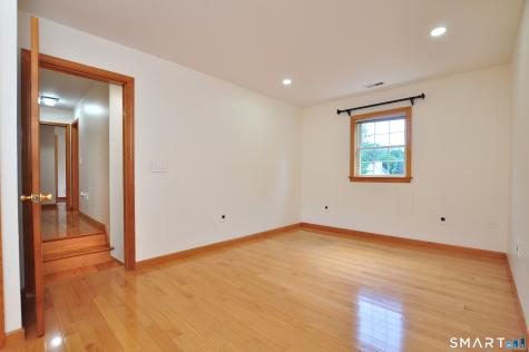 24 Wintonbury Drive Farmington CT 06032