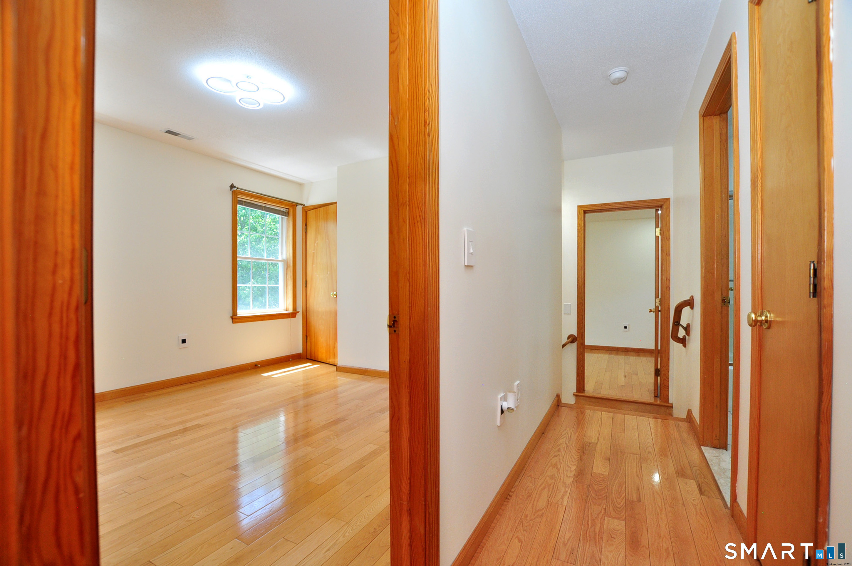24 Wintonbury Drive Farmington CT 06032