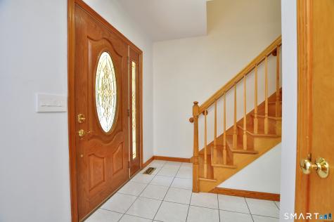 24 Wintonbury Drive Farmington CT 06032