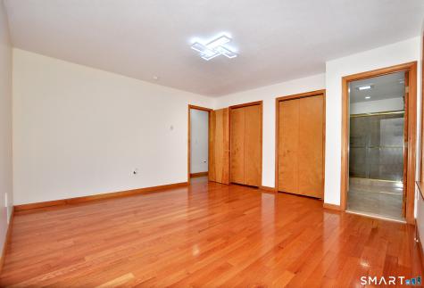 24 Wintonbury Drive Farmington CT 06032
