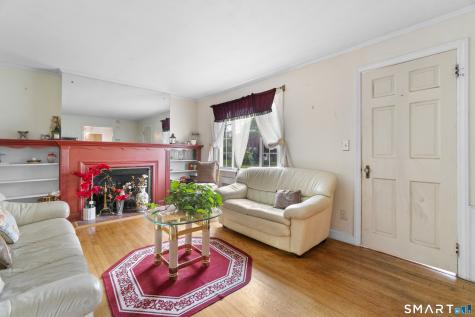 70 Judwin Avenue New Haven CT 06515
