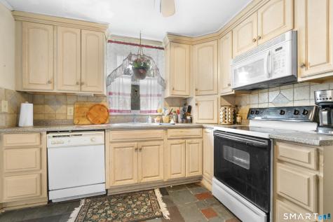 70 Judwin Avenue New Haven CT 06515