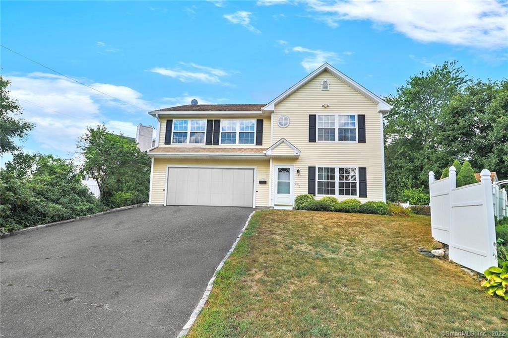 292 Mapledale Place Bridgeport CT 06610