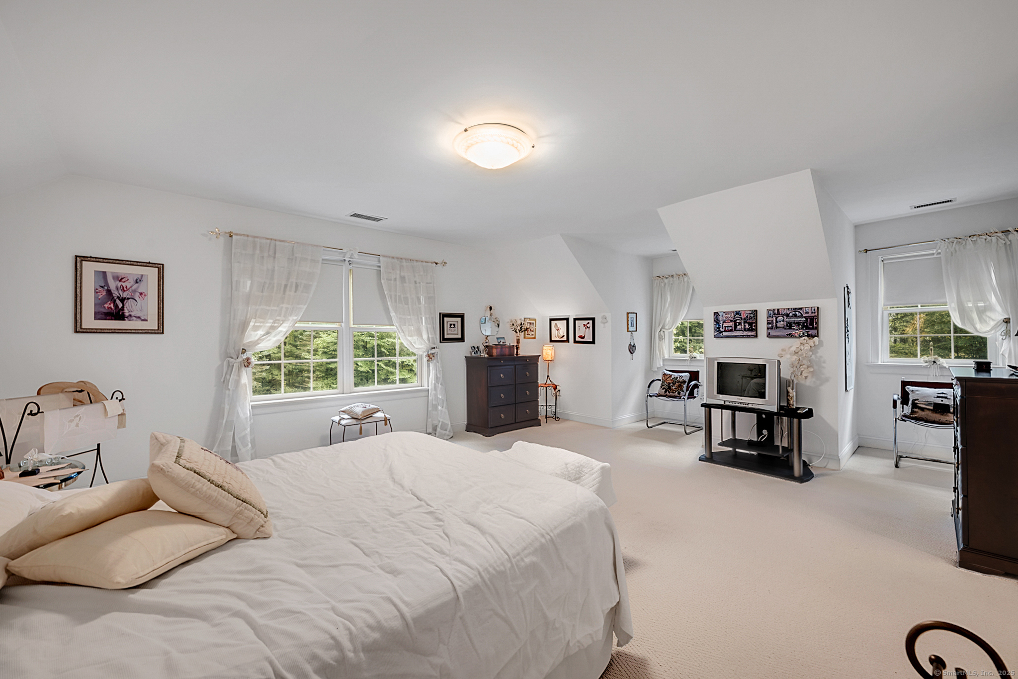 68 Hart Street Burlington CT 06013