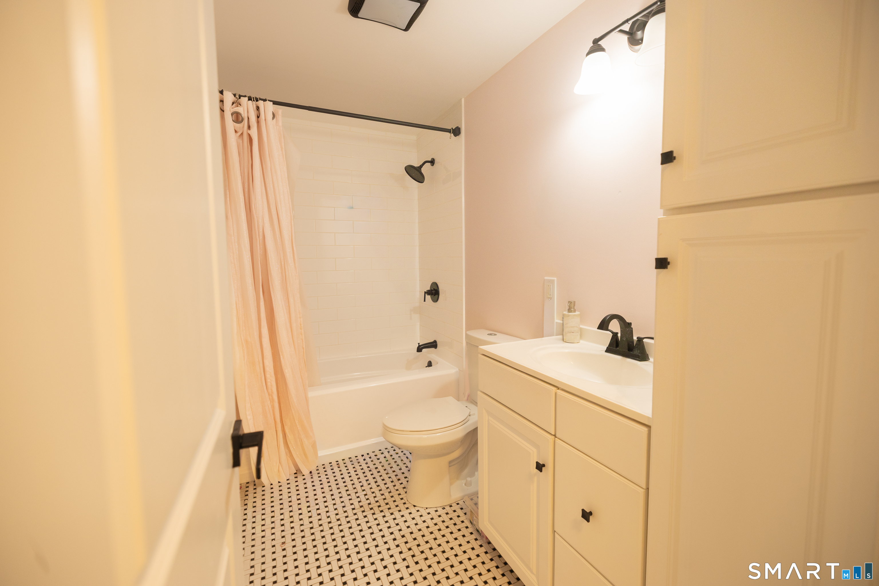 23 Washington Street Derby CT 06418