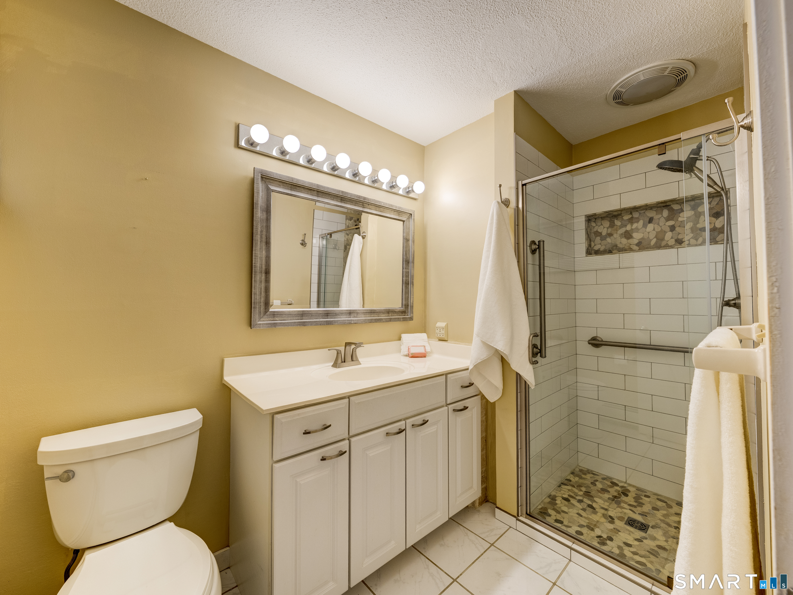15 Brookridge Drive Avon CT 06001