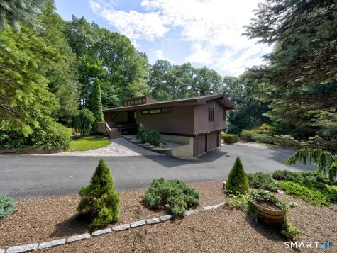15 Brookridge Drive Avon CT 06001