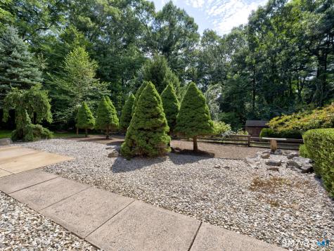 15 Brookridge Drive Avon CT 06001