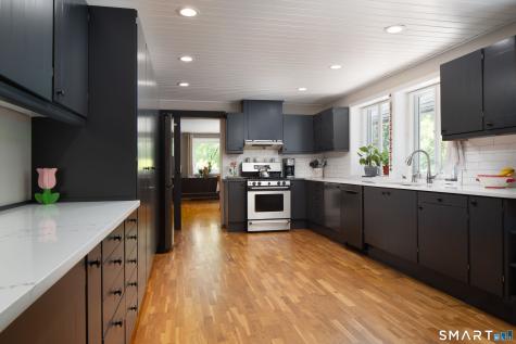 24 Burton Road Salisbury CT 06068