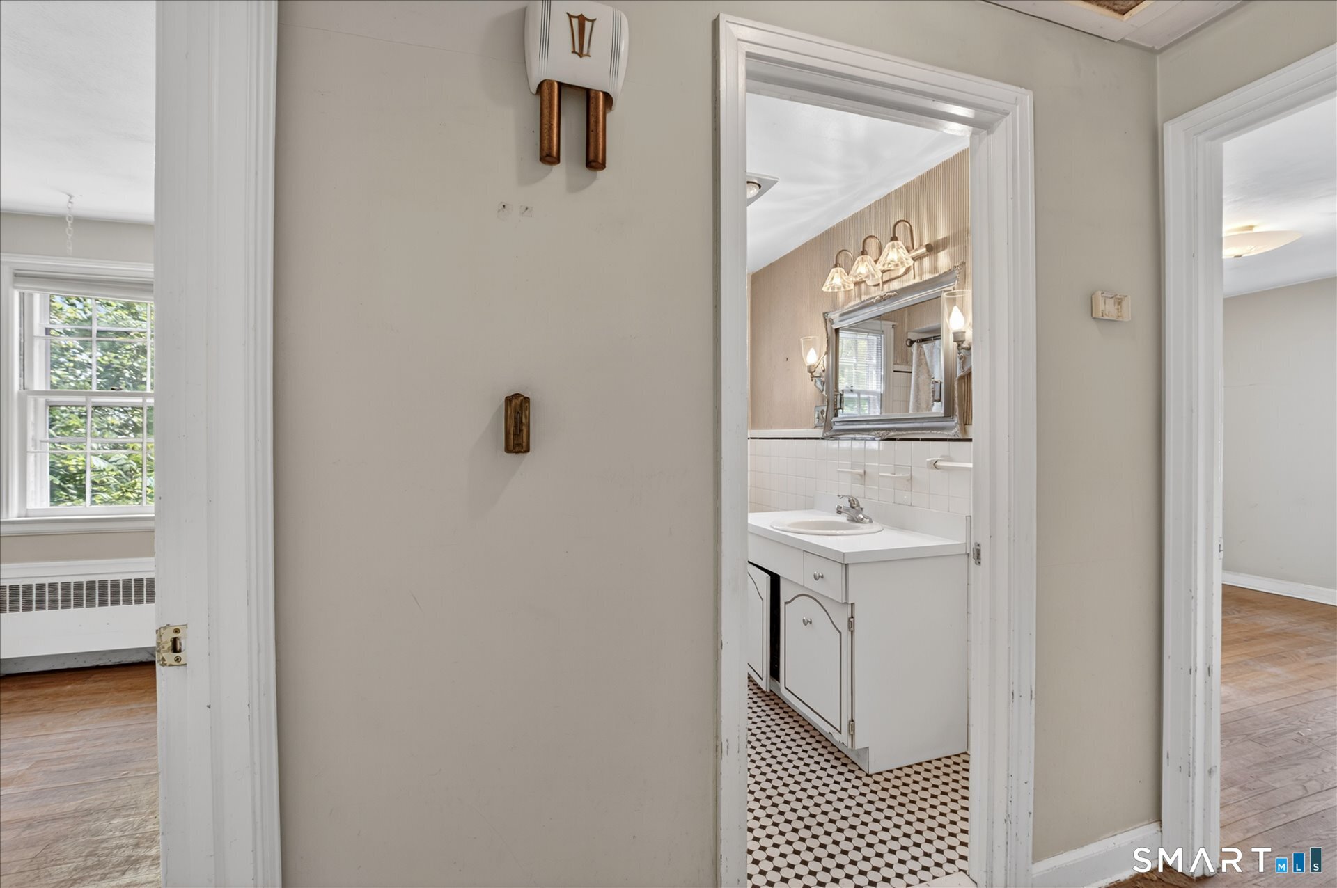 44 Lawrence Avenue Avon CT 06001