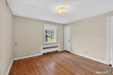 44 Lawrence Avenue Avon CT 06001
