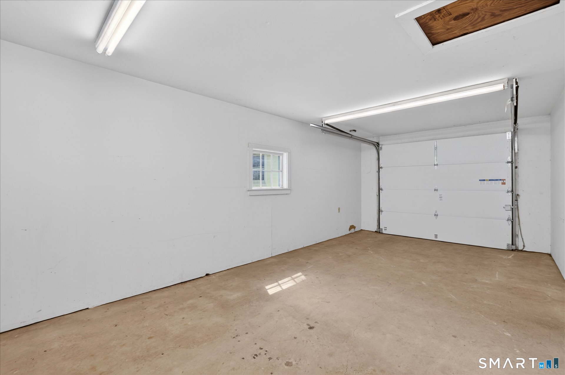44 Lawrence Avenue Avon CT 06001