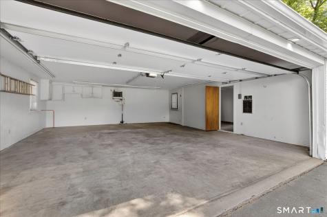 44 Lawrence Avenue Avon CT 06001