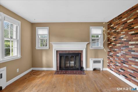 44 Lawrence Avenue Avon CT 06001