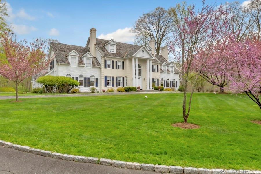 55 Beacon Hill Lane New Canaan CT 06840