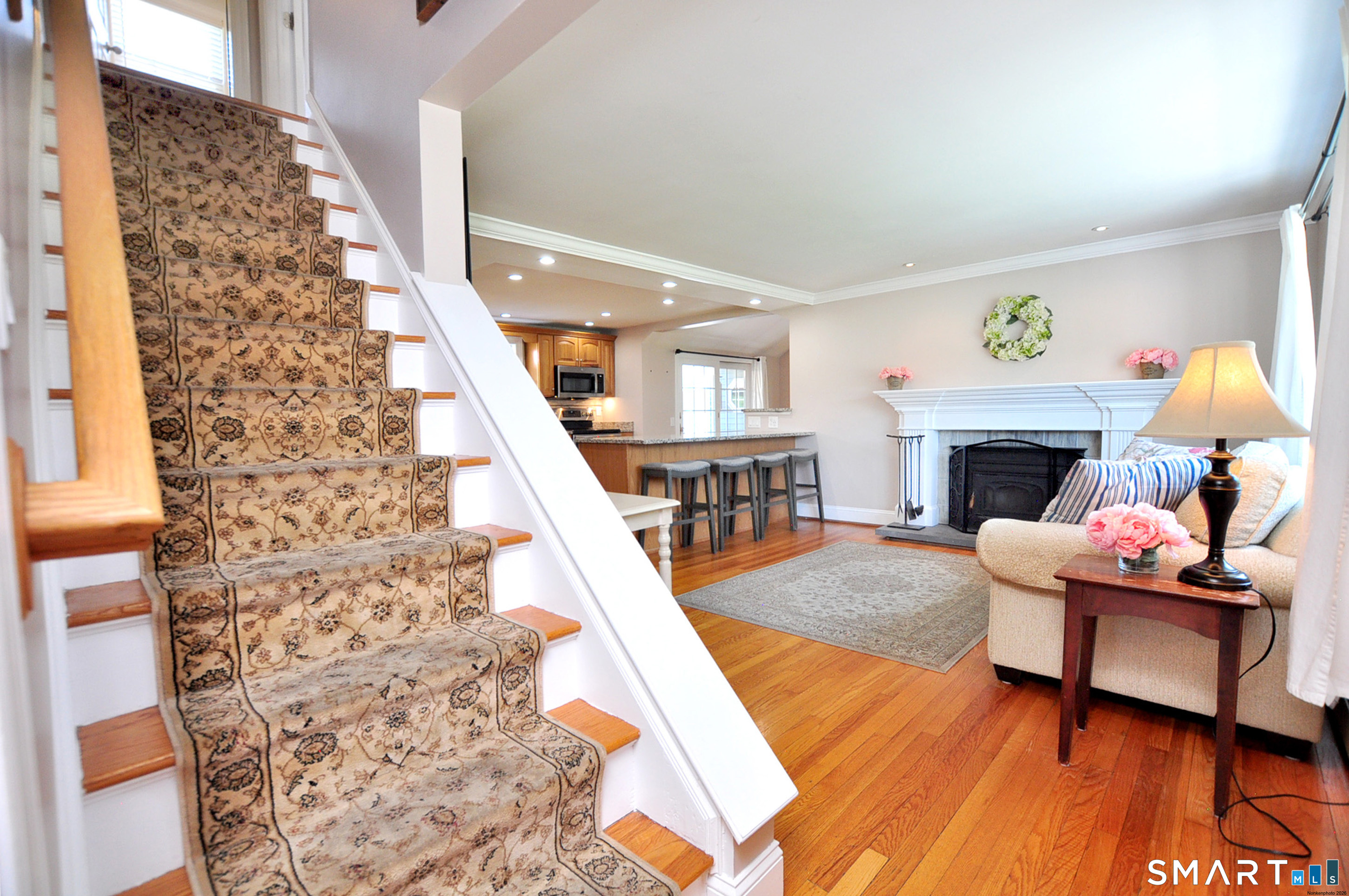 26 Village Road Simsbury CT 06070