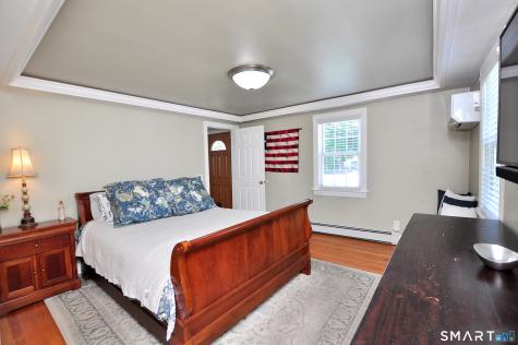 26 Village Road Simsbury CT 06070