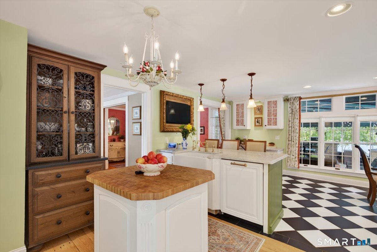 1236 Enfield Street Enfield CT 06082
