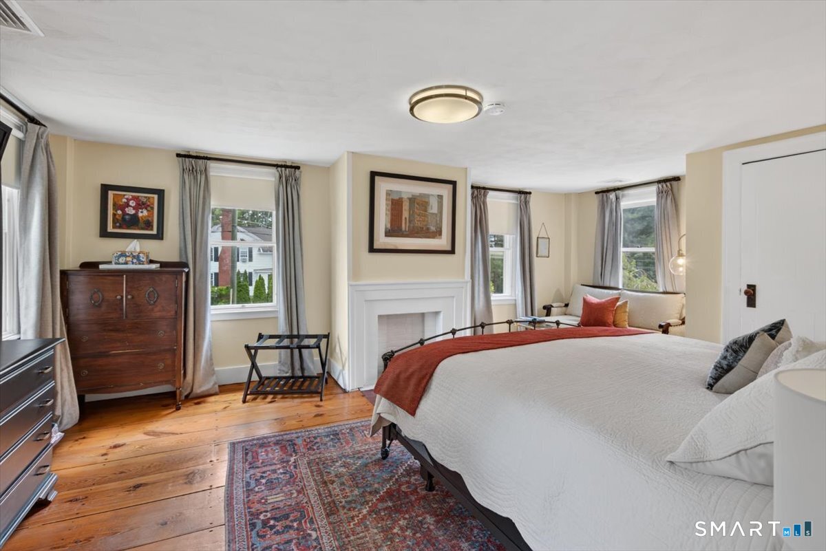 1236 Enfield Street Enfield CT 06082