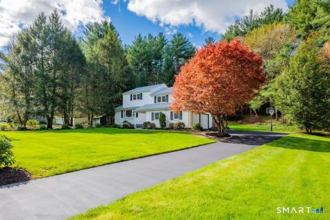 23 Banks Road Simsbury CT 06070