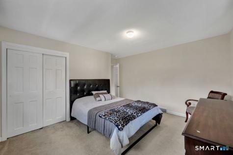 23 Banks Road Simsbury CT 06070