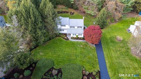 23 Banks Road Simsbury CT 06070