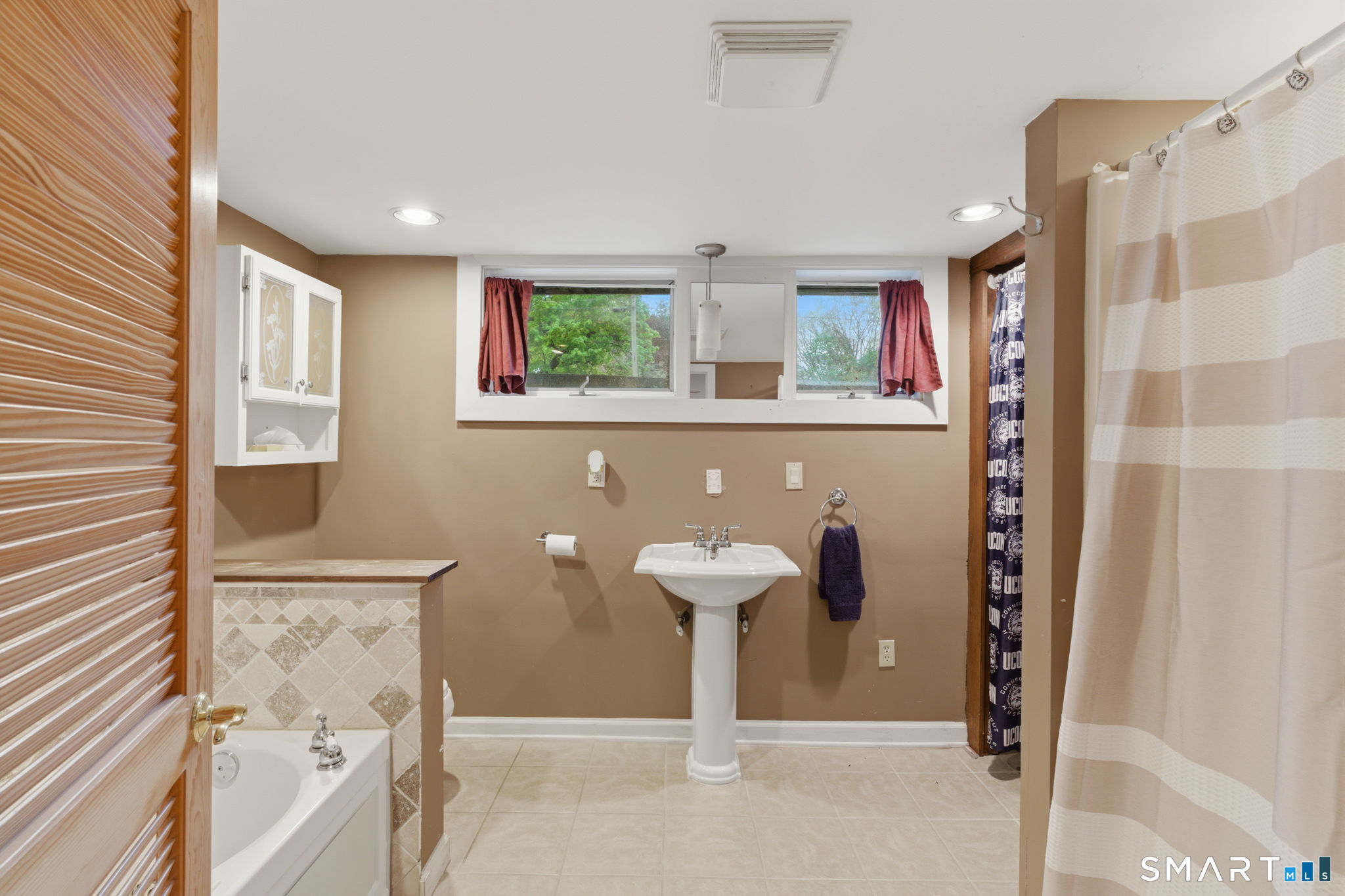 44 Skyline Drive Waterbury CT 06706