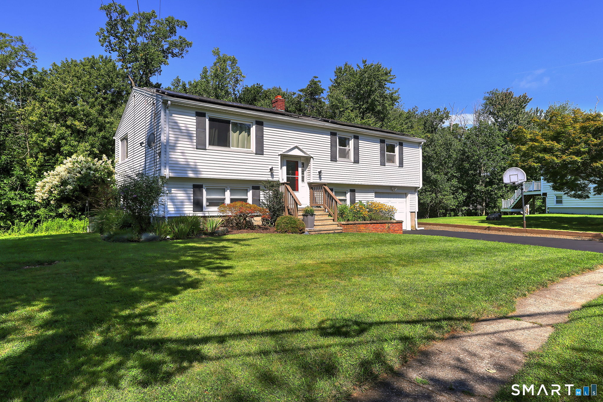 19 Lance Lane Milford CT 06460