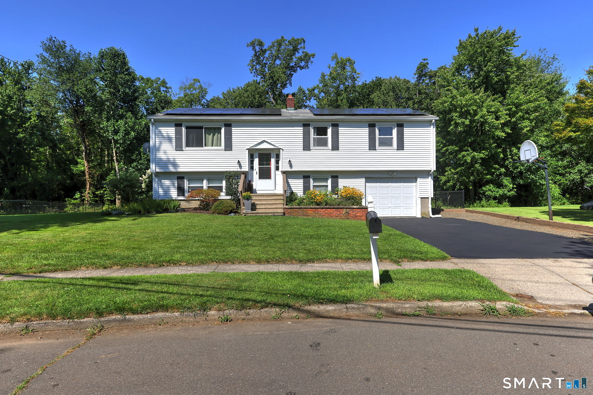 19 Lance Lane Milford CT 06460