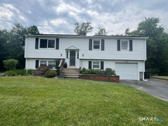 19 Lance Lane Milford CT 06460
