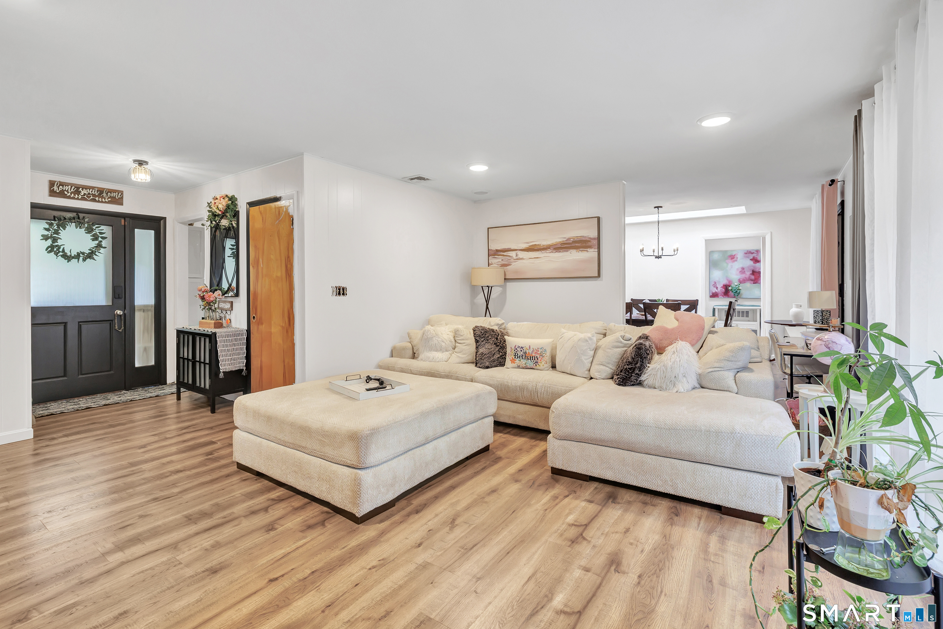 75 Crestwood Road Bethany CT 06524