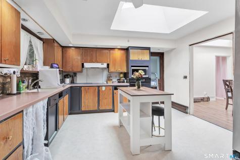 75 Crestwood Road Bethany CT 06524