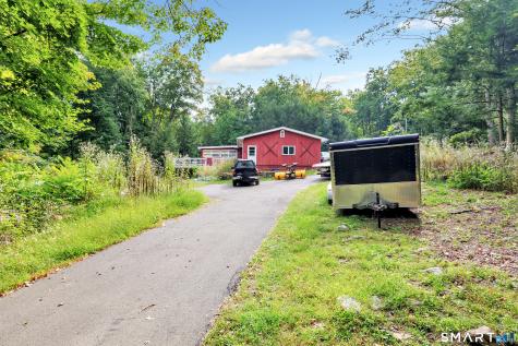 75 Crestwood Road Bethany CT 06524