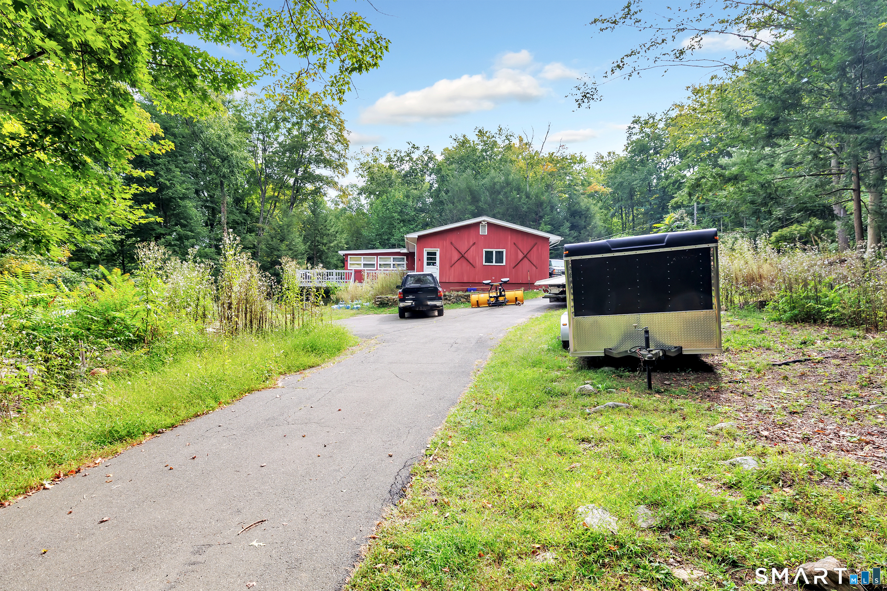 75 Crestwood Road Bethany CT 06524