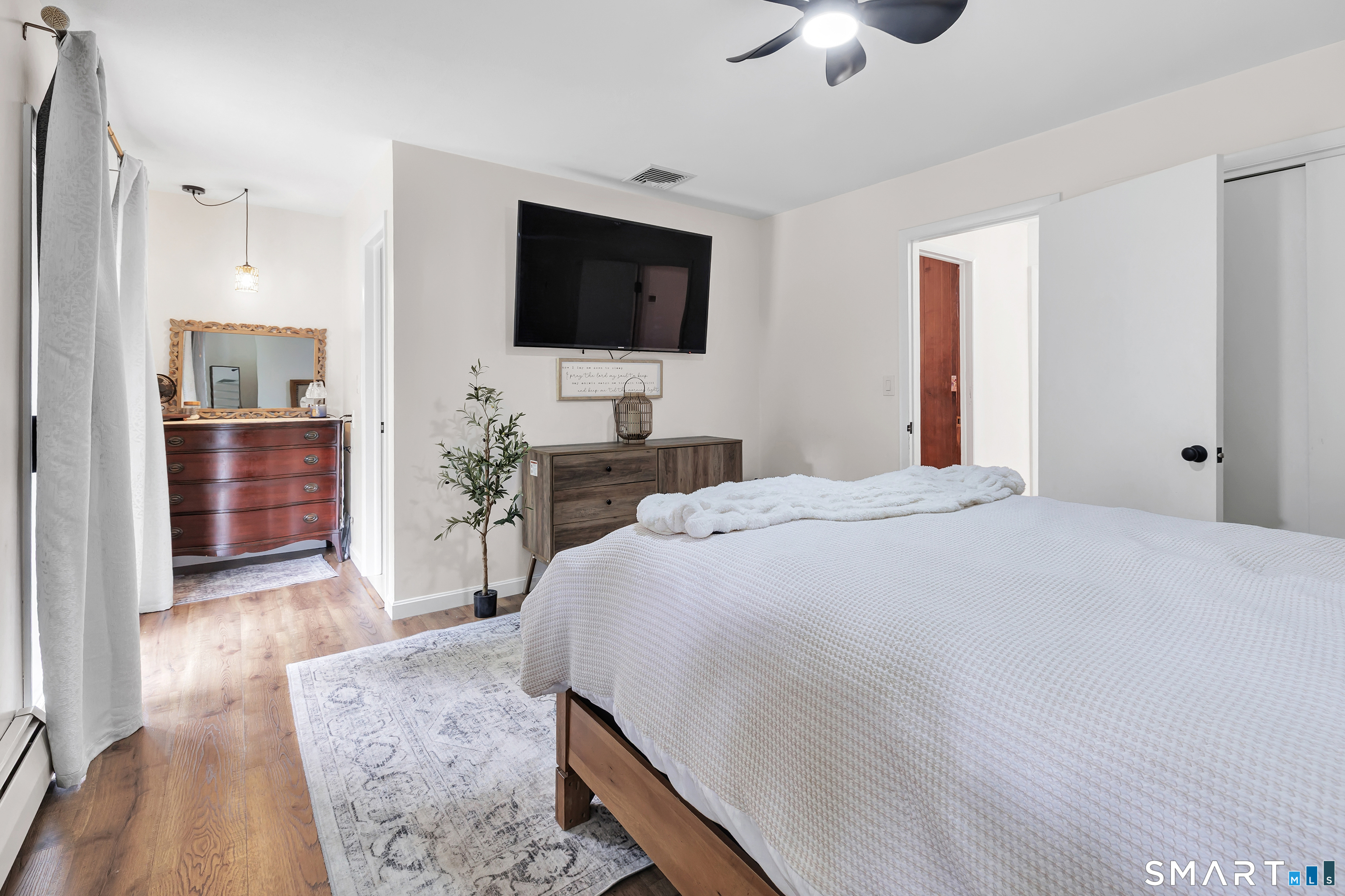 75 Crestwood Road Bethany CT 06524