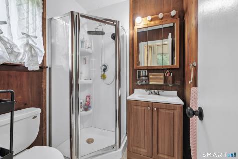 75 Crestwood Road Bethany CT 06524