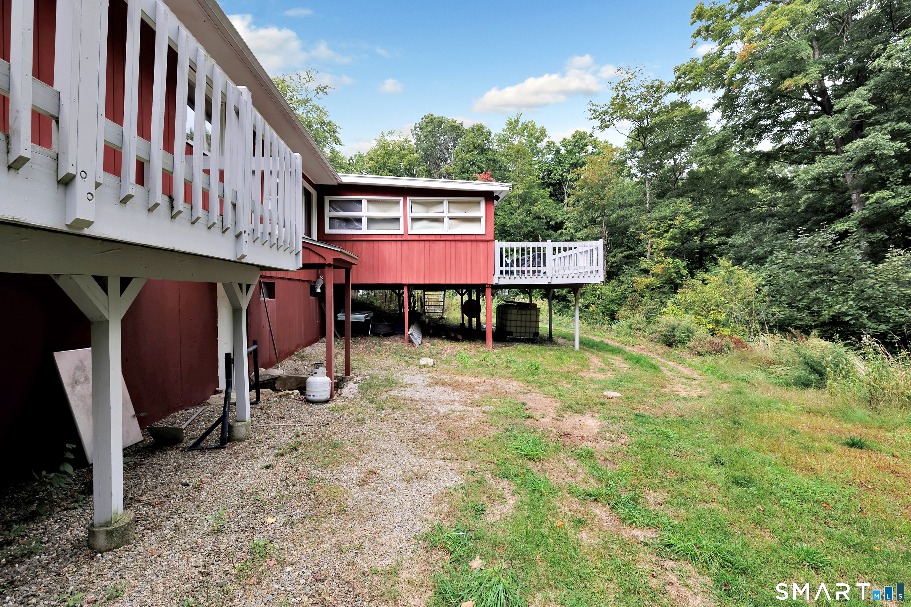 75 Crestwood Road Bethany CT 06524