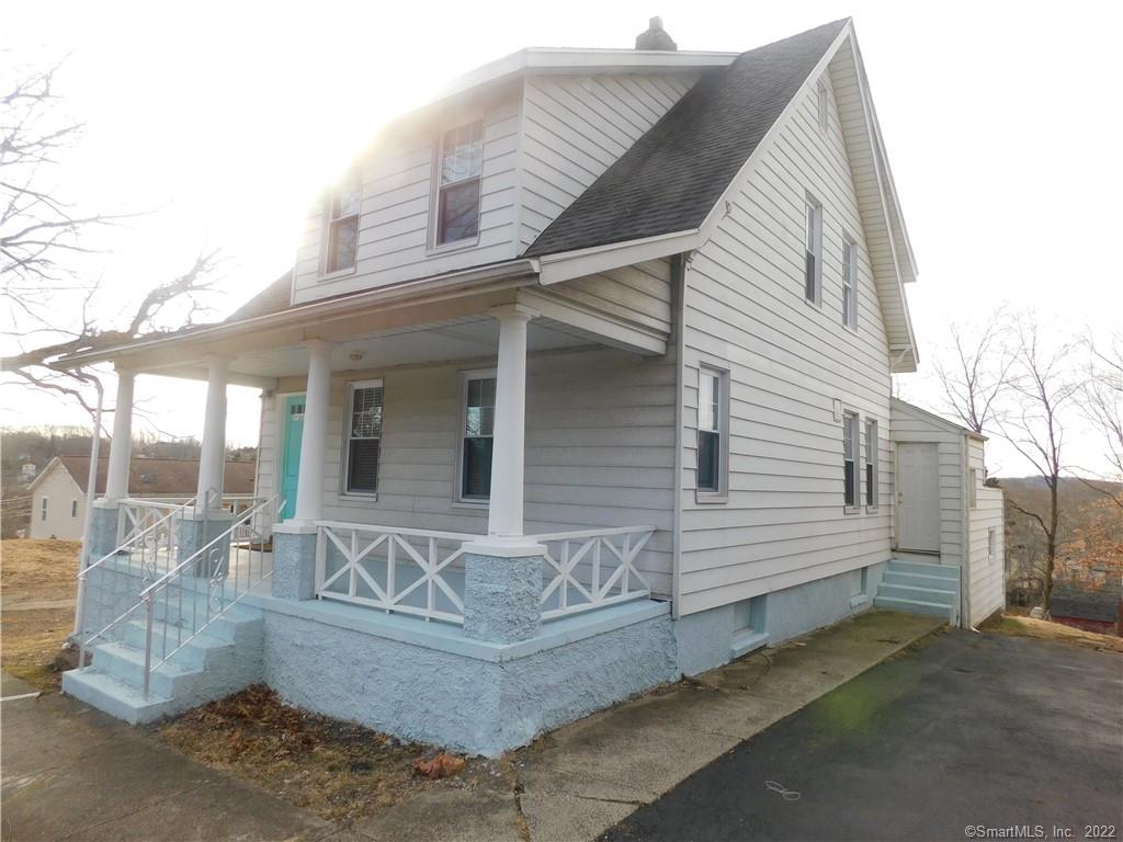 24 Highland Avenue East Haven CT 06513